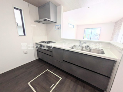 【キッチン】 | 磐田市福田 2期 新築一戸建て 2号棟 | キッチンです