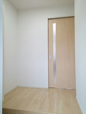 【玄関】 | ラエテルノステラ