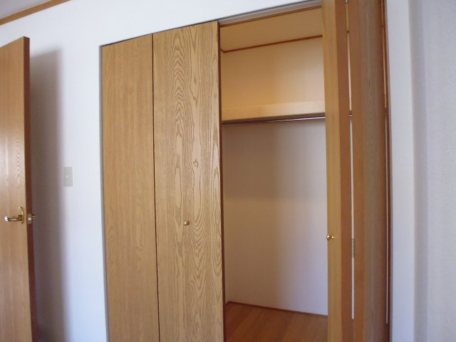 ルマージュ神戸5番館の収納