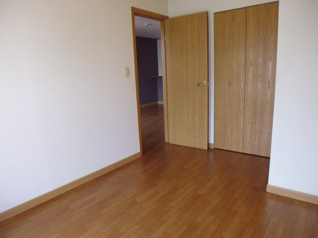 ルマージュ神戸5番館の洋室