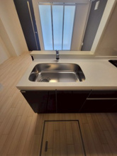 【キッチン】 | ※同タイプの写真となります。