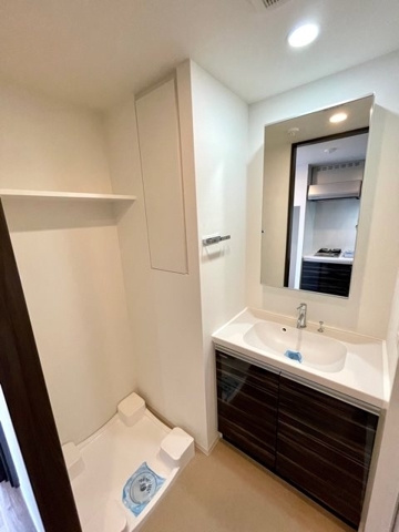 新品家具付きマンション方南6(KaGood東京)の洗面所