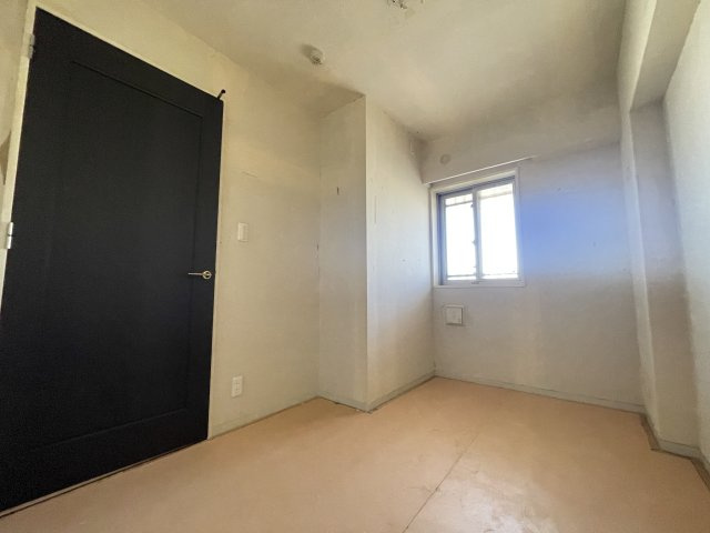 ナイスエスアリーナ荒池公園　の洋室