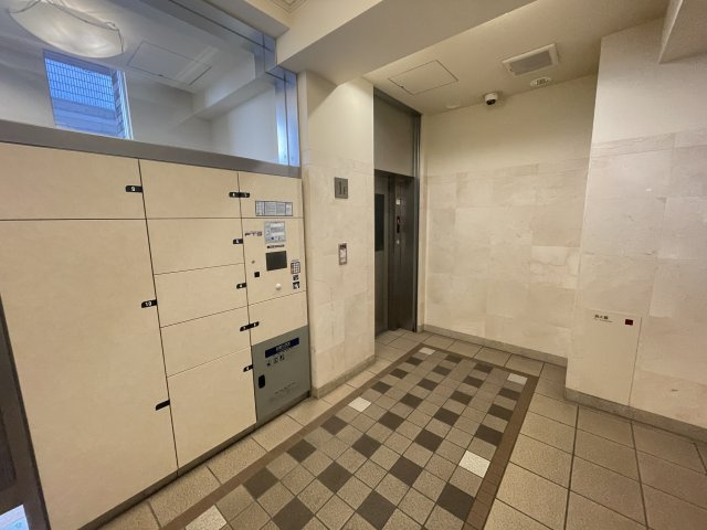 ナイスエスアリーナ荒池公園　のその他|宅配ボックス付きです！