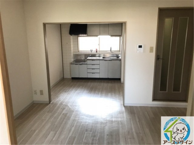 ファミリーパレスAの居間・リビング|パース写真