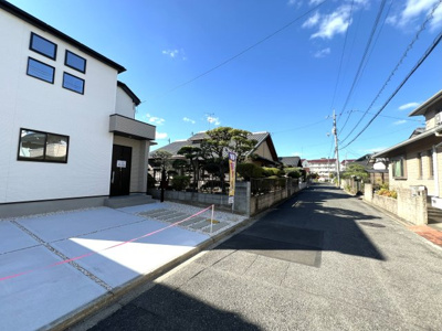【前面道路含む現地写真】 | グラファーレ可知４丁目(１期、①号棟) | 前面道路含む現地写真です