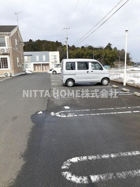 アンファミーユⅡの駐車場|敷地内駐車場です◇