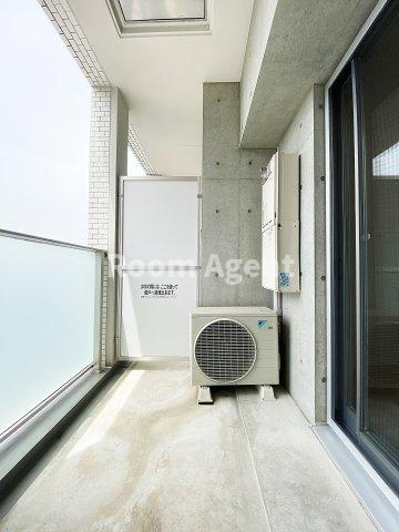 ルーエ本山のバルコニー