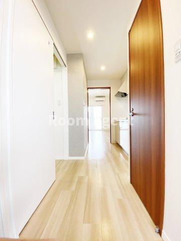 ルーエ本山の玄関