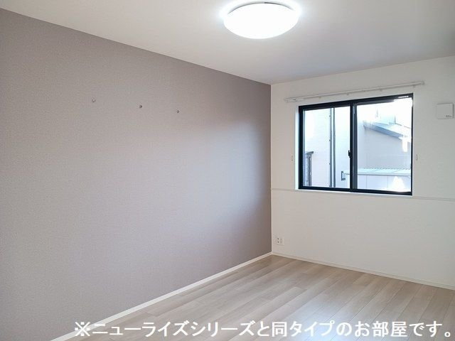 グレースＳＡＭ　Ｂの内装|明るい色調の室内です