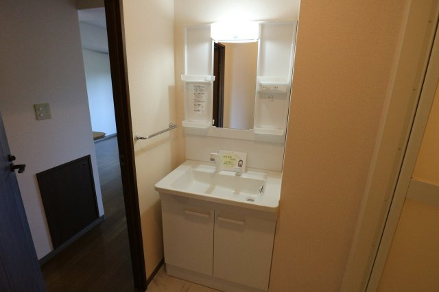 ビューパークヤマモの独立洗面台