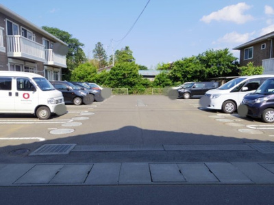【駐車場】 | グランド メゾン A | 駐車場