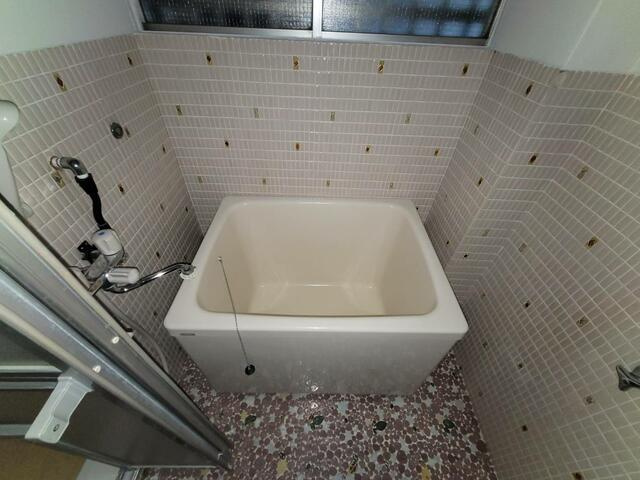 山惣マンションの浴室