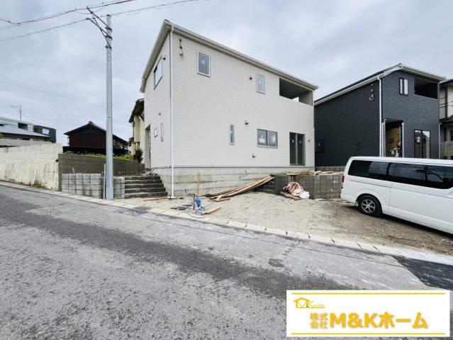 知多市巽が丘4丁目　全2棟　1号棟