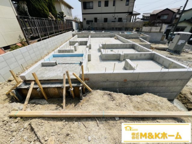 知多市巽が丘4丁目　全2棟　1号棟の外観|R8.2.7撮影　WIC完備☆