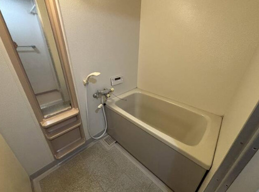 グランコート三島　中央区三島町の浴室