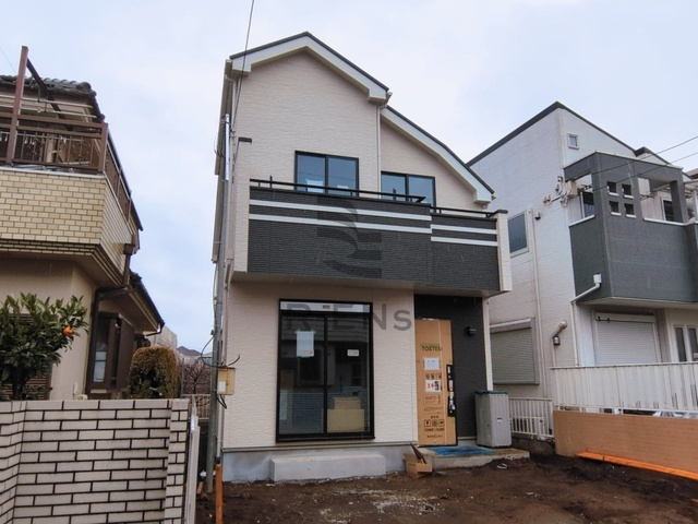 【外観】 | 西東京市西原町５丁目　新築戸建て | 落ち着きある佇まいと上質感が魅力の、印象的な外観フォルム