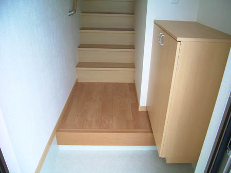 アーバン新家の玄関