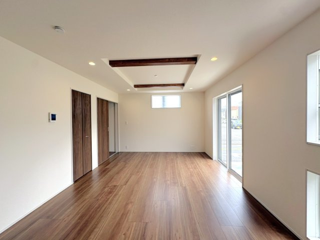 入間郡三芳町大字北永井の新築一戸建の居間・リビング