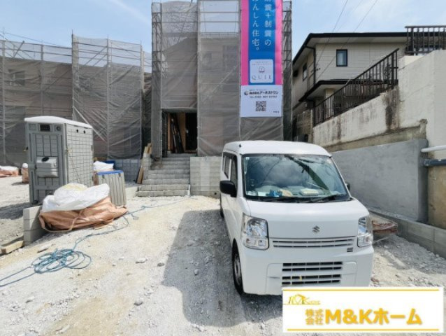 知多市巽が丘4丁目　全2棟　2号棟の外観|R8.2.7撮影　並列駐車2台可能☆