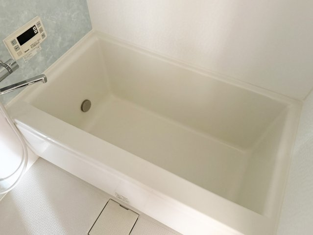 京都一乗寺コーポラスの浴室|浴槽です。