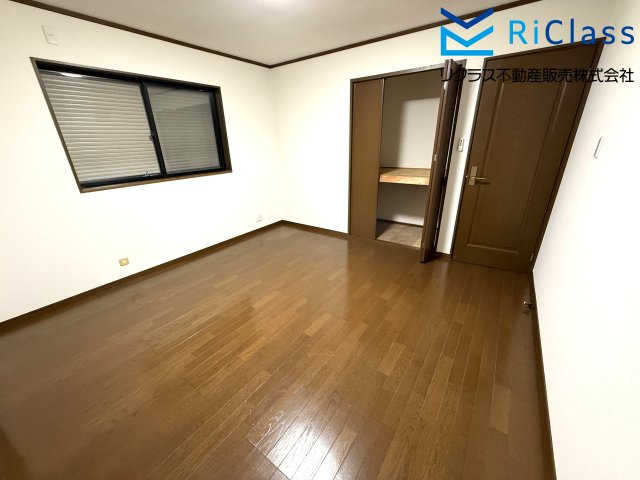 中古戸建　神戸市北区北五葉5丁目16の洋室|個人の部屋や寝室として使える洋室です