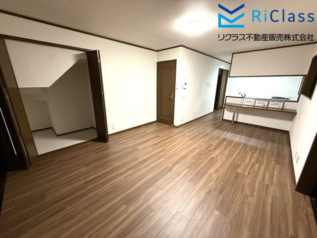 中古戸建　神戸市北区北五葉5丁目16の居間・リビング|リビングです