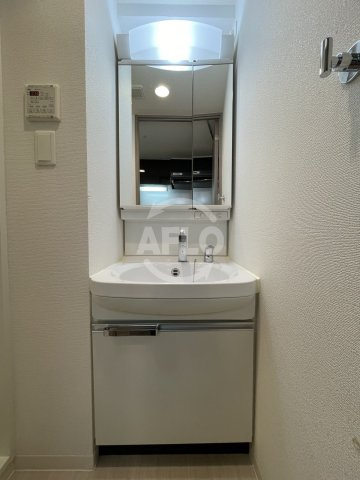 メインステージ京町堀の洗面所|メインステージ京町堀　独立洗面化粧台