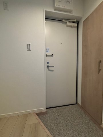 リアル北久里浜パークテラスⅠの玄関|新築時の写真です