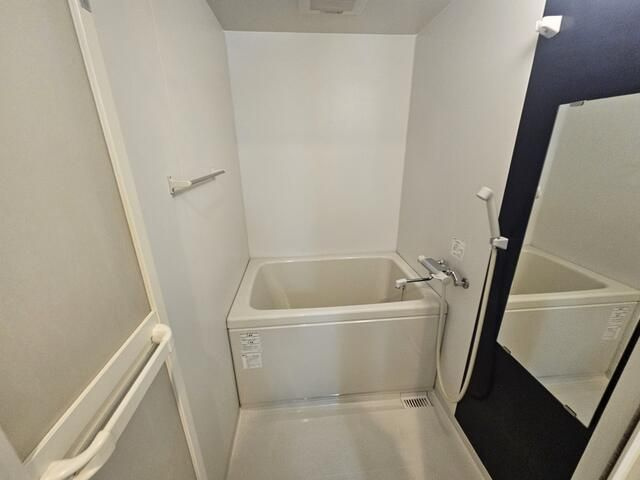 オーロラ三田の浴室