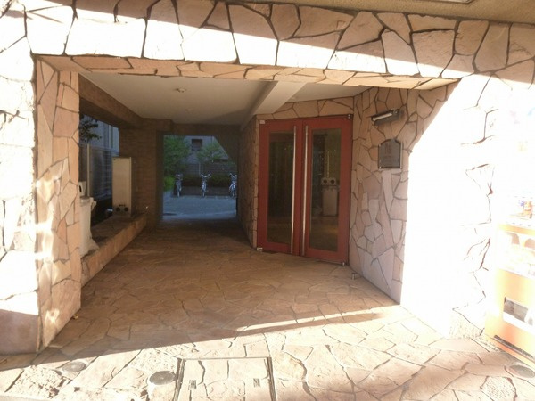 【エントランス】 | プレールアパートメント芦花公園