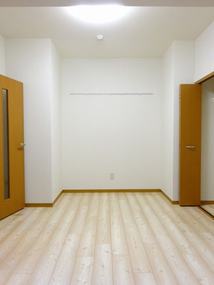 【居間・リビング】 | プレールアパートメント芦花公園