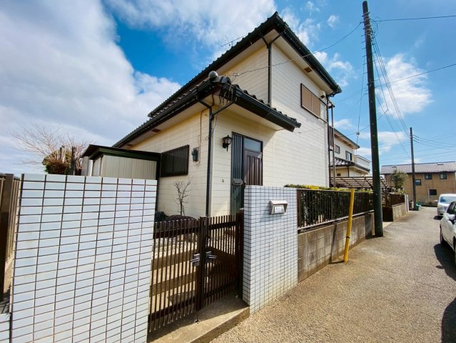八街い　中古戸建の外観