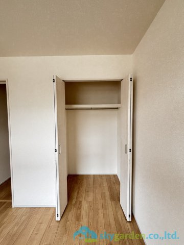 伊勢原市下落合　新築戸建　全2棟2号棟の収納