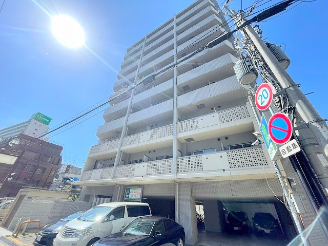 ウィスタリア新北野の外観