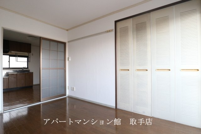 セジュール石田Ⅰの居間・リビング