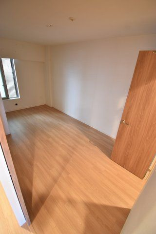なんばセントラルプラザリバーガーデンの洋室