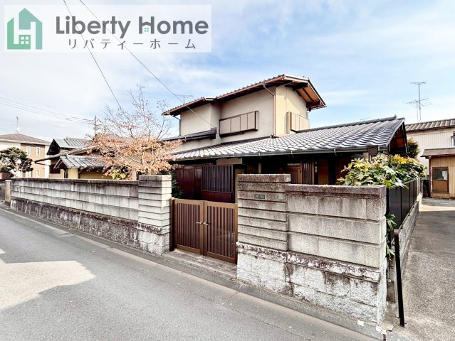 水戸市渡里町　中古戸建の外観|ご予約をいただければ、『平日の空いた時間』『周辺物件まとめて見たい』『1件だけ見たい』ももちろん可能です♪
お気軽にお問合せください♪