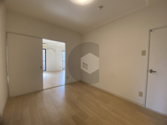 東大阪市水走２丁目の賃貸マンションの子供部屋