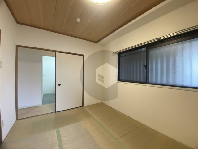 東大阪市水走２丁目の賃貸マンションの和室