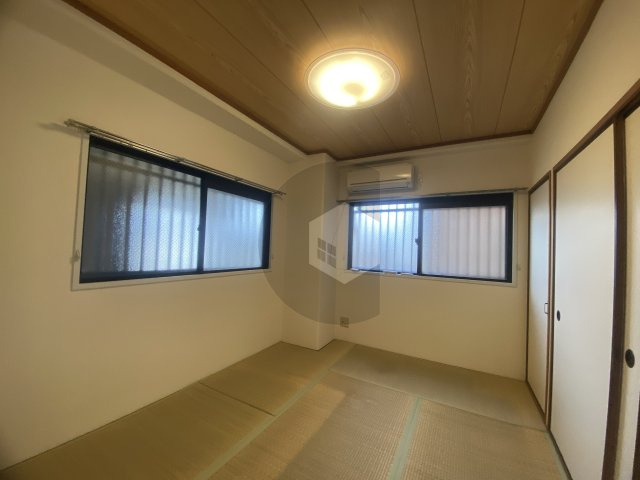 東大阪市水走２丁目の賃貸マンションの和室