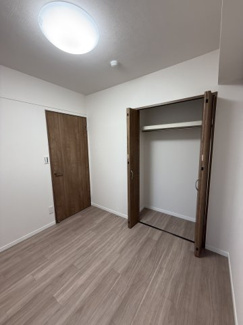 【洋室】 | ドラゴンマンション橋本十弐番館