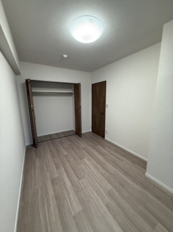 【洋室】 | ドラゴンマンション橋本十弐番館