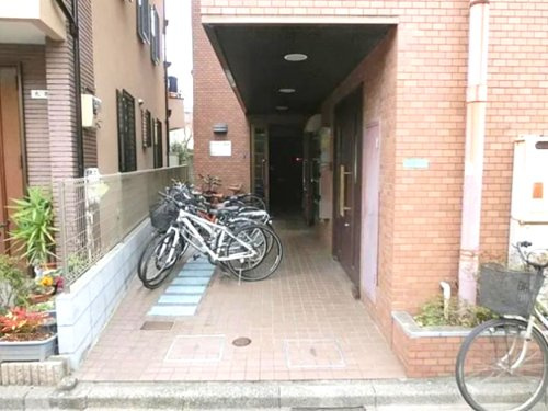 ペガサス鷺宮のエントランス|エントランスです