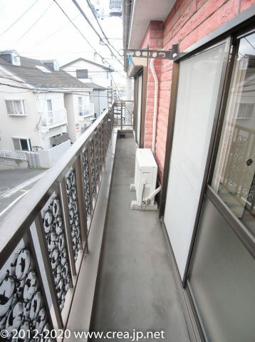 山本ハイツのバルコニー