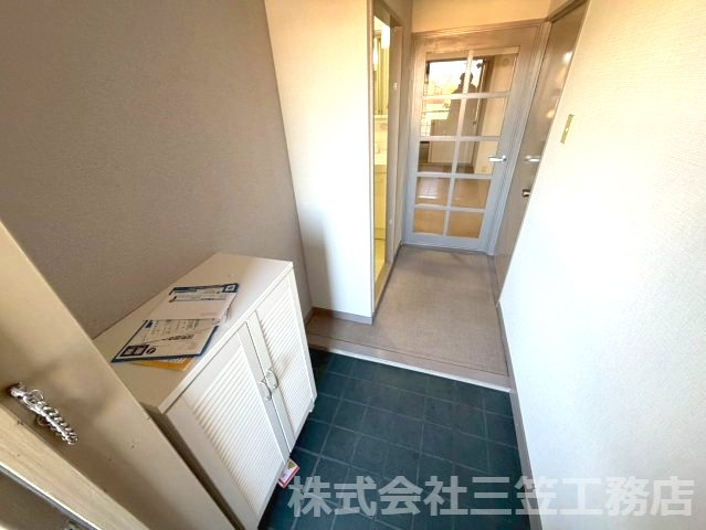 香里ヶ丘セントポリア弐号館の玄関