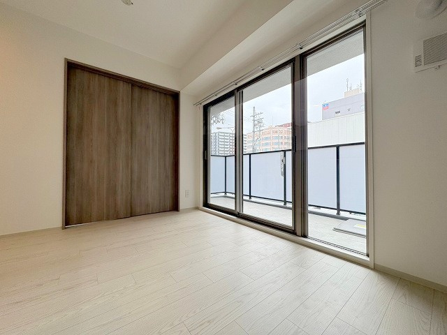 スタンズ新大阪の居間・リビング