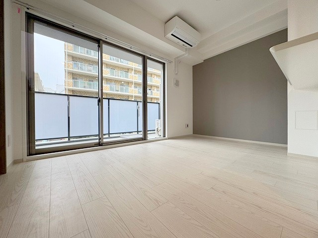 スタンズ新大阪の寝室