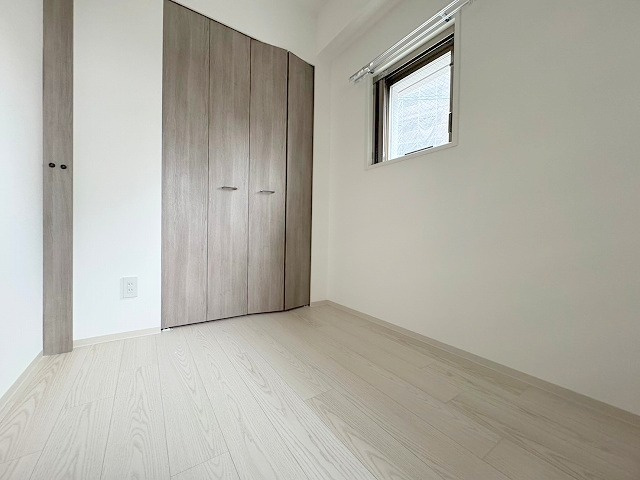 スタンズ新大阪の居間・リビング