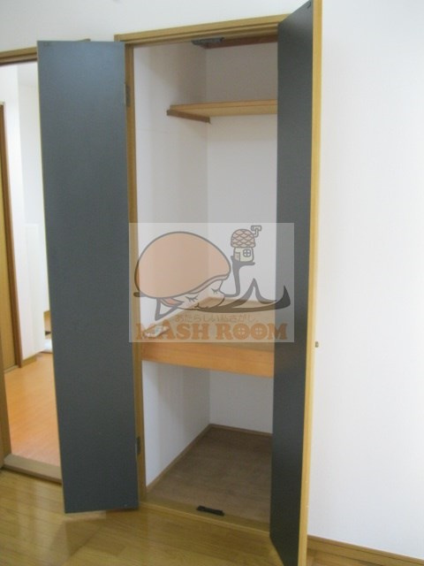 フレンドハイツの収納